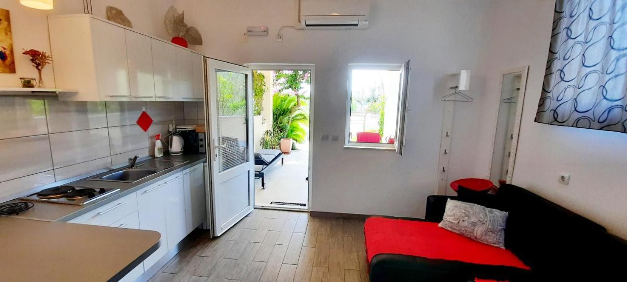 Apartments Marita Ston Luaran gambar